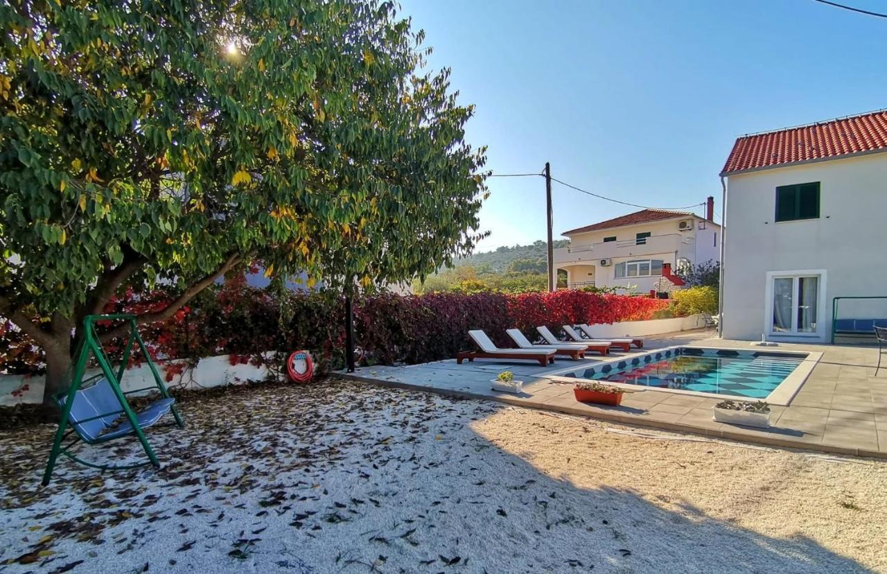 Holiday Home Nino With Amazing Swimming Pool Slatine Exterior photo